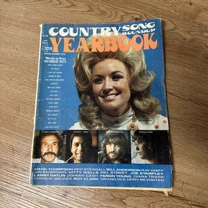 Dolly Parton Country Song Roundup Magazine Yearbook 1975